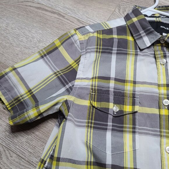 Hurley Shirt Mens Small Gray Yellow Plaid Button Up Short Sleeve Flap Pockets - Picture 4 of 10